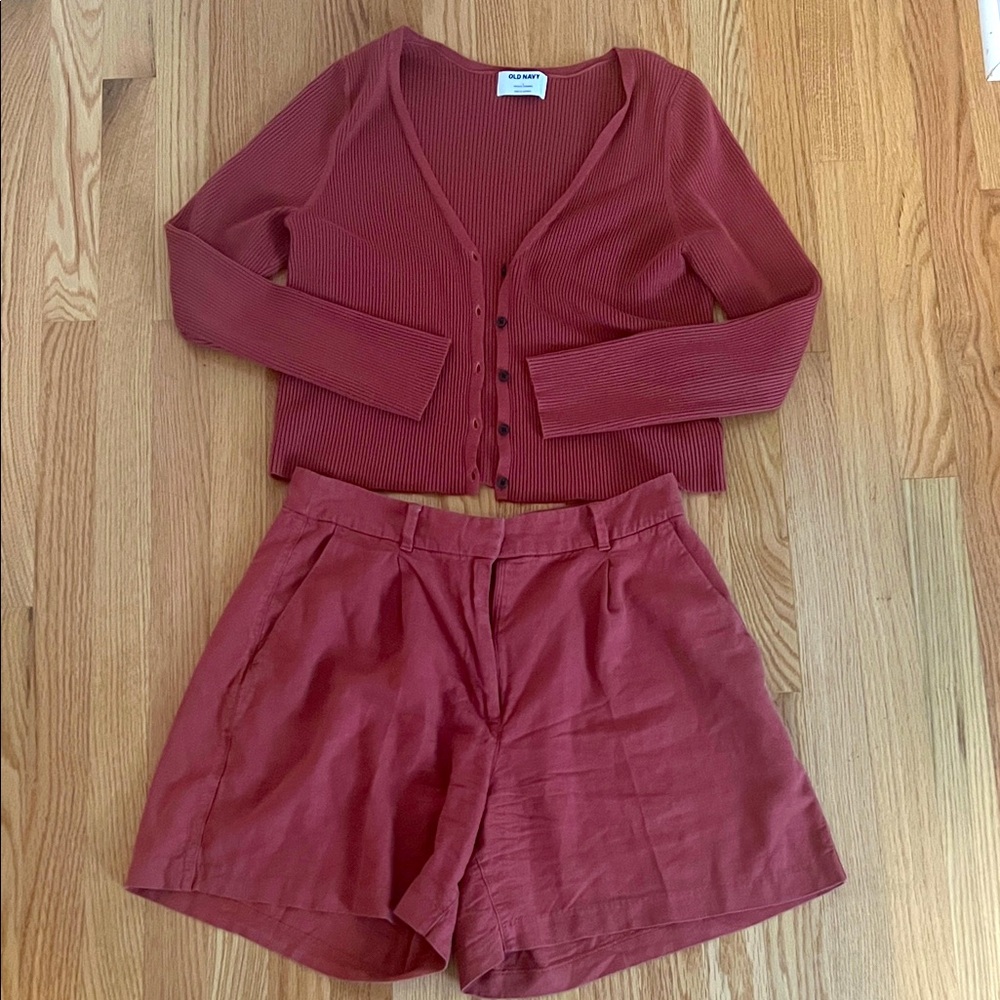 Old Navy Linen Shorts and Ribbed Knit Top in Terracotta